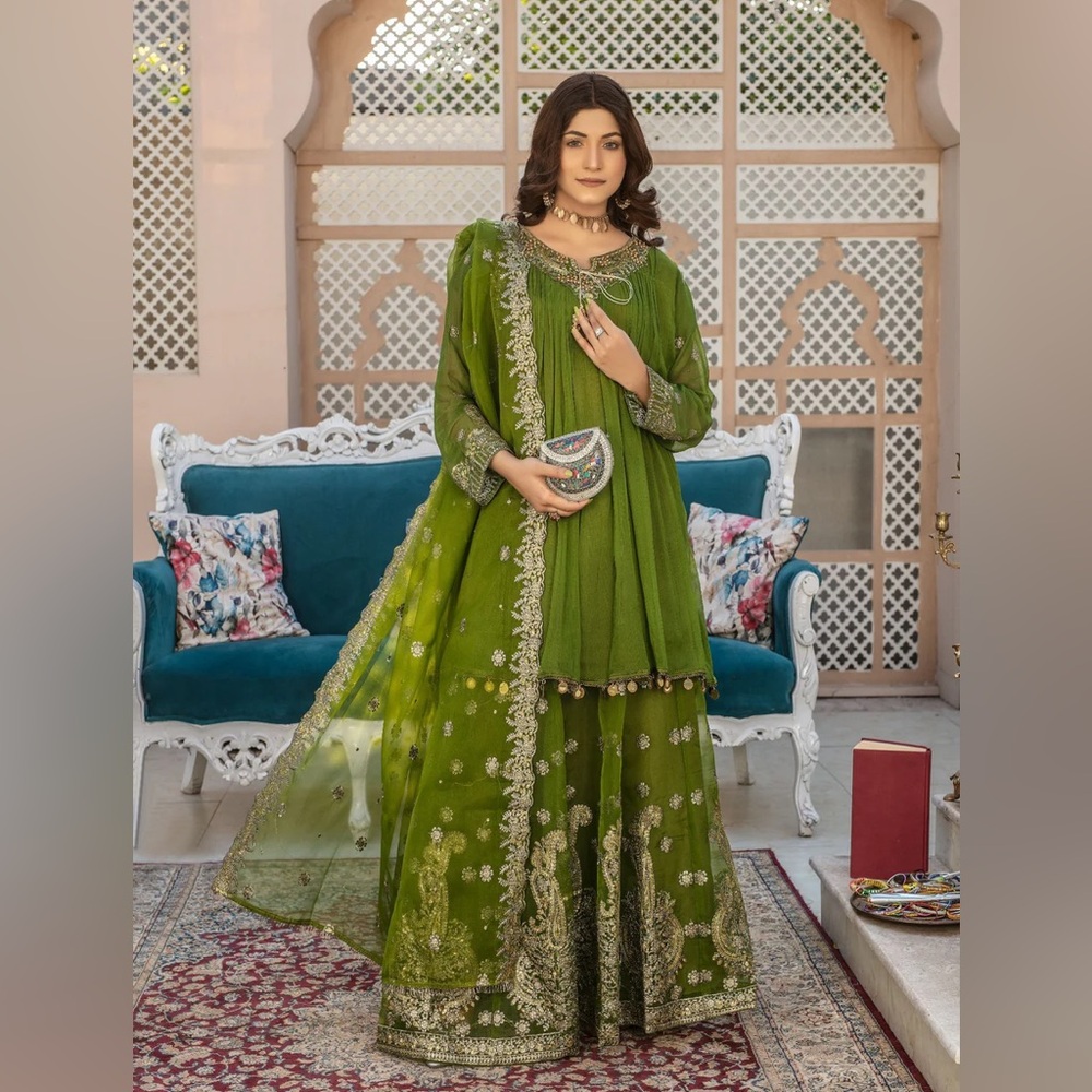 Green Embroidered Women’s Dress with Dupatta